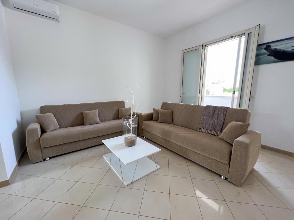 הוילה קסלבטה Casa Dell'Abate מראה חיצוני תמונה