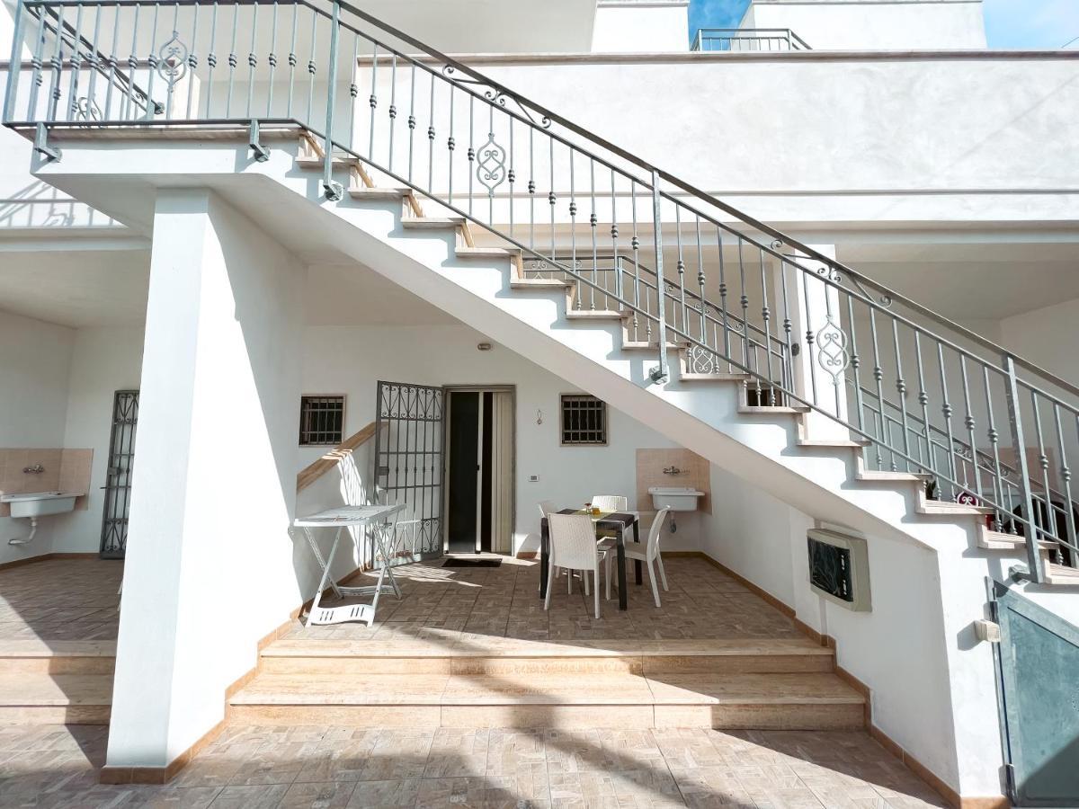 הוילה קסלבטה Casa Dell'Abate מראה חיצוני תמונה