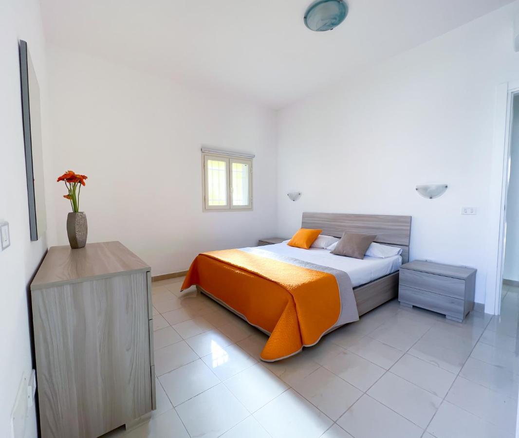 הוילה קסלבטה Casa Dell'Abate מראה חיצוני תמונה